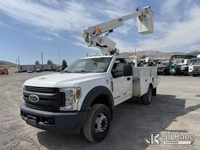 Altec AT200-A, 35 ft, Telescopic Non-Insulated Bucket Truck