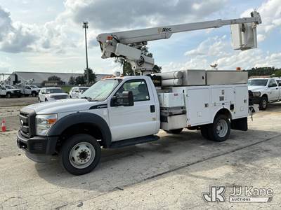 Altec AT200A, 35 ft, Telescopic Non-Insulated Bucket Truck