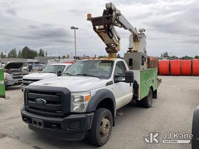 Altec AT235, 40 ft, Articulating & Telescopic Non-Insulated Bucket Truck