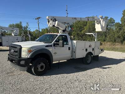 Altec AT200A, 35 ft, Telescopic Non-Insulated Bucket Truck