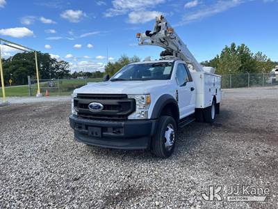 Altec AT335, 40 ft, Articulating & Telescopic Bucket Truck