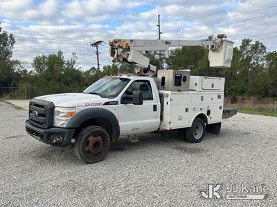 Altec AT200A, 35 ft, Telescopic Non-Insulated Bucket Truck