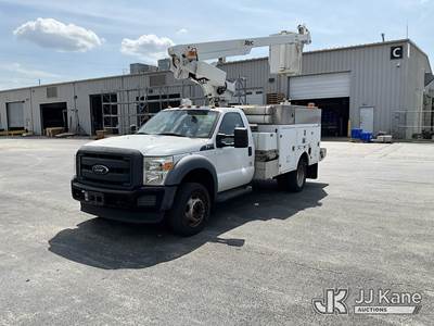 Altec AT200A, 35 ft, Telescopic Non-Insulated Bucket Truck