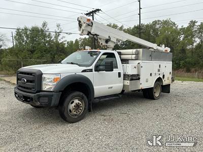Altec AT200A, 35 ft, Telescopic Non-Insulated Bucket Truck