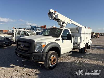 Altec AT200A, 35 ft, Telescopic Non-Insulated Bucket Truck