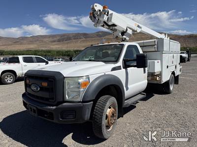 Altec AT200-A, 35 ft, Telescopic Non-Insulated Bucket Truck