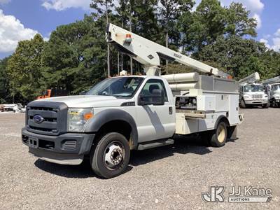 Versalift TEL29NE03, 34 ft, Telescopic Non-Insulated Bucket Truck