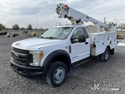Altec AT200A, 35 ft, Telescopic Non-Insulated Bucket Truck