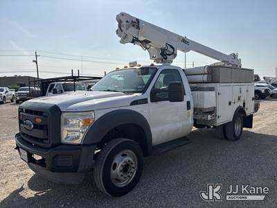 Altec AT200-A, 35 ft, Telescopic Non-Insulated Bucket Truck