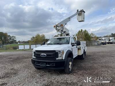 Altec AT200-A, Non-Insulated Bucket Truck