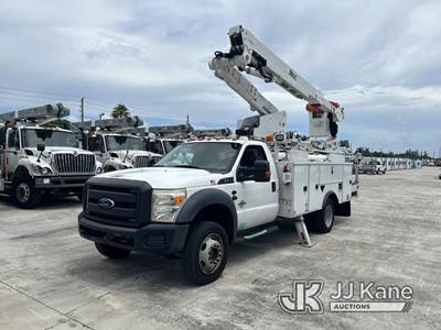 Ford F-550 Boom / Bucket Truck