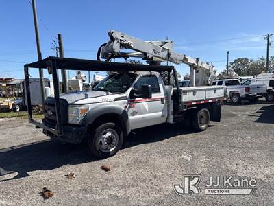 Ford F-550 Boom / Bucket Truck