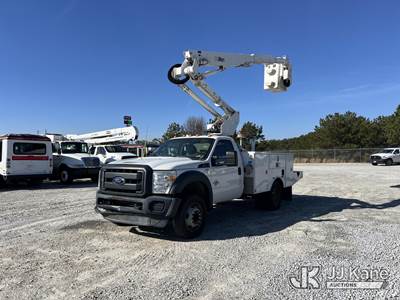 Ford F-550 Boom / Bucket Truck