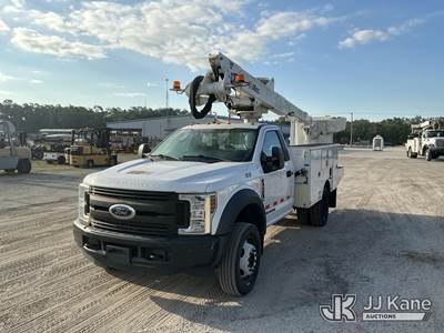 Ford F-550 Boom / Bucket Truck