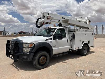 Ford F-550 Boom / Bucket Truck