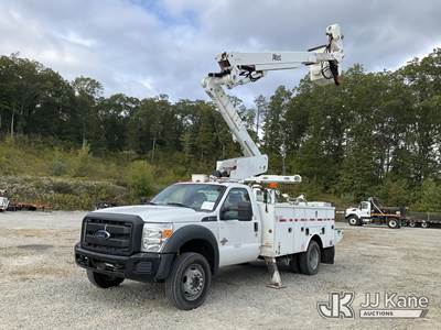 Ford F-550 Boom / Bucket Truck
