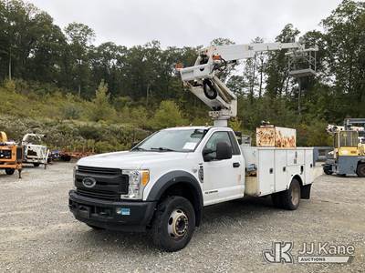 Ford F-550 Boom / Bucket Truck
