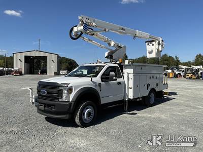 Ford F-550 Boom / Bucket Truck