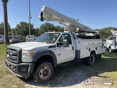 Ford F-550 Boom / Bucket Truck