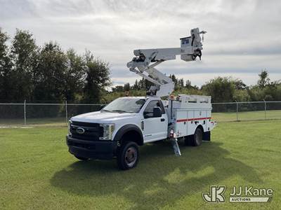 Ford F-550 Boom / Bucket Truck