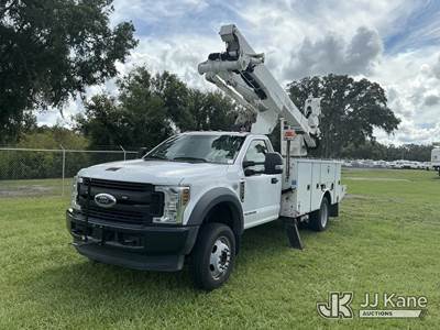 Ford F-550 Boom / Bucket Truck