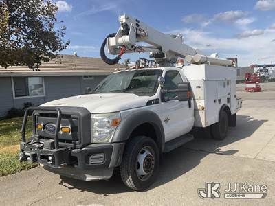 Ford F-550 Boom / Bucket Truck
