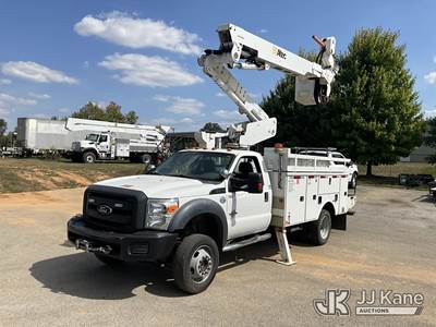 Ford F-550 Boom / Bucket Truck