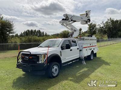 Ford F-550 Boom / Bucket Truck