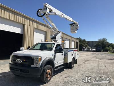 Ford F-550 Boom / Bucket Truck