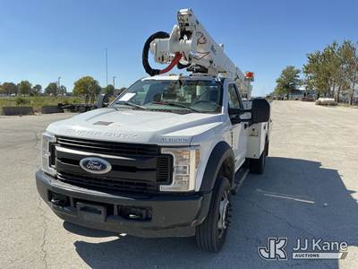 Ford F-550 Boom / Bucket Truck