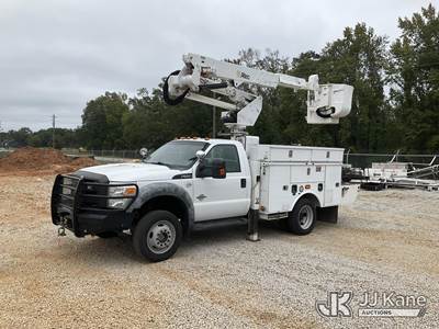 Altec AT37G, 42 ft, Articulating & Telescopic Bucket Truck