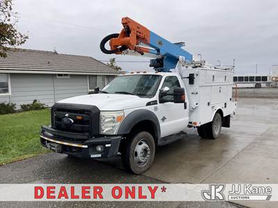 Altec AT37G, 42 ft, Articulating & Telescopic Bucket Truck