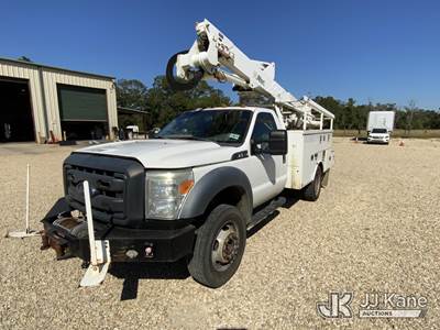 Altec AT37G, 42 ft, Articulating & Telescopic Bucket Truck