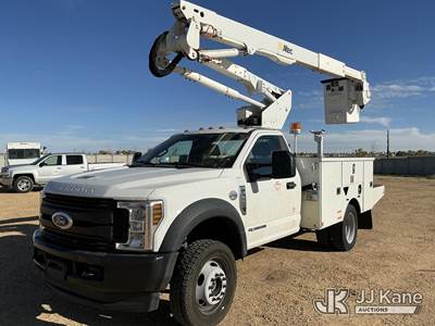 Altec AT40G, 45 ft, Articulating & Telescopic Bucket Truck