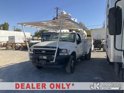 Altec AT37G, 42 ft, Articulating & Telescopic Bucket Truck