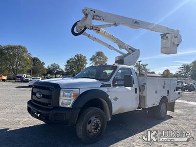 Altec AT40G, 40 ft, Articulating & Telescopic Bucket