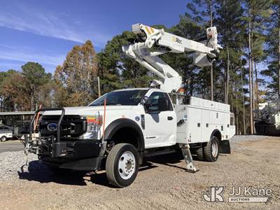 Altec AT41M, 46 ft, Articulating & Telescopic Material Handling Bucket Truck