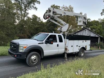 Altec AT37G, 42 ft, Articulating & Telescopic Bucket Truck