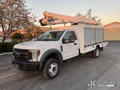 Ford F-550 Boom / Bucket Truck