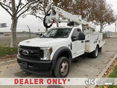 Altec AT40G, 45 ft, Articulating & Telescopic Bucket