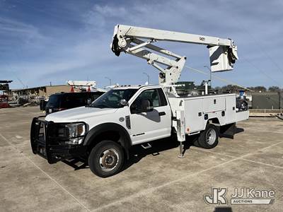ETI ETC37-IH, 42 ft, Articulating & Telescopic Bucket Truck