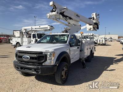 Altec AT41M, 46 ft, Articulating & Telescopic Material Handling Bucket Truck