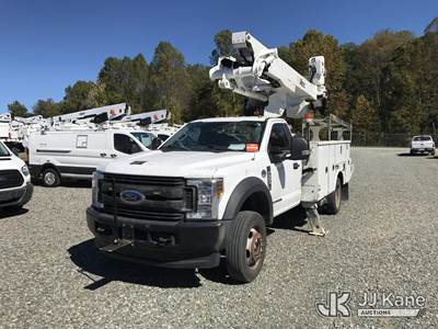 Altec AT41-MH, 46 ft, Articulating & Telescopic Material Handling Bucket Truck