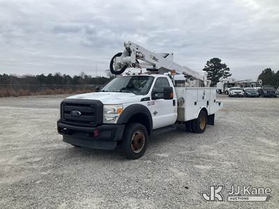 Altec AT37G, 42 ft, Articulating & Telescopic Bucket Truck
