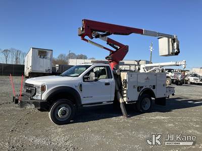 Versalift SST37EIH-02, 47 ft, Articulating & Telescopic Bucket Truck