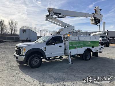 Altec AT40-MH, 45 ft, Articulating & Telescopic Material Handling Bucket Truck