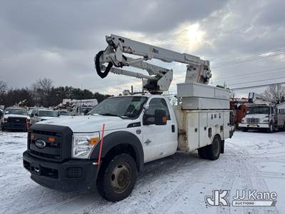 Altec AT40G, 45 ft, Articulating & Telescopic Bucket Truck