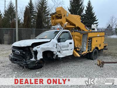 Terex LTM 40, 45 ft, Articulating & Telescopic Material Handling Bucket Truck