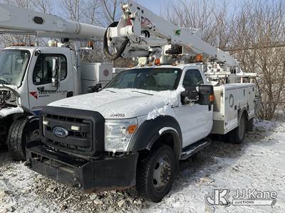 Altec AT40G, 45 ft, Articulating & Telescopic Bucket Truck