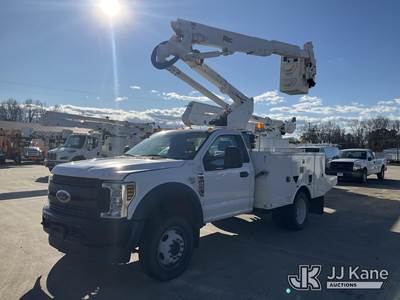 Altec AT37G, 42 ft, Articulating & Telescopic Bucket